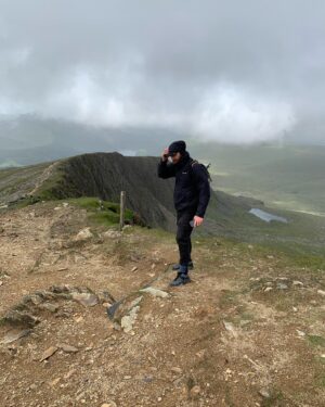 Sophia Capasso Instagram - Wet, windy, wonderful Wales 🏴󠁧󠁢󠁷󠁬󠁳󠁿🏔

You took my sanity, destroyed our tent and left me with webbed toes. But my god you were great!!