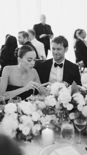 Sophia Culpo Instagram - Reception dress change🖤✨ Dress by @georgeshobeika