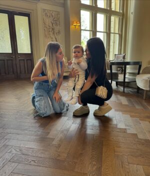 Sophia Grace Brownlee Instagram - family 🫶🏻