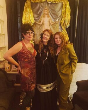 Sophia Wallace Instagram - A celebratory night restoring Shere Hite to her rightful place. Working on the film itself, a project led by cis and trans women, was witnessing intersectional feminism in action. Our team was intergenerational, multi-national and interdisciplinary. So proud to be a part of this gorgeous film. Also, a huge thank you to @ericafink who searched the NBC archives for Shere after learning of her work for the first time when her obituary was published in the New York Times. It was Erica’s curiosity and determination that sparked this project.  Immediately upon hearing the idea, @kim.ferdinando offered her unshakable support and talent Together they pitched this ambitious film  indefatigably. This is a story about Hite but it is also about the women who restored her voice and centered her in their lens. @nicolenewnham @rosefromthewoods @irisbrosch @eileenmmmm
