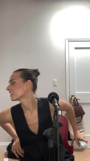 Sophie Auster Instagram - Thanks for tuning into another Friday live request session. ❤️