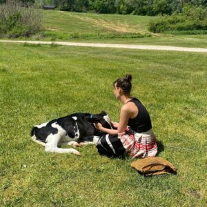 Sophie Auster Instagram - Best surprise ever @maggiebetts @spencerostrander #memorialdayweekend #calfs
