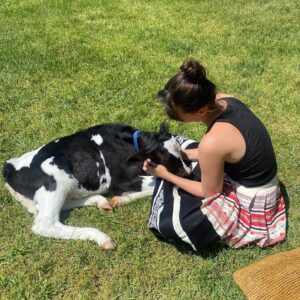 Sophie Auster Instagram - Best surprise ever @maggiebetts @spencerostrander #memorialdayweekend #calfs