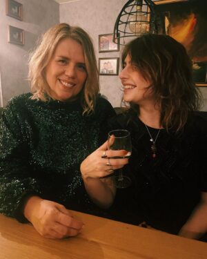 Sophie Bouquet Instagram - Zonder jou geen ik. 
Fijne verjaardag mama 
I love you very very  much. <3