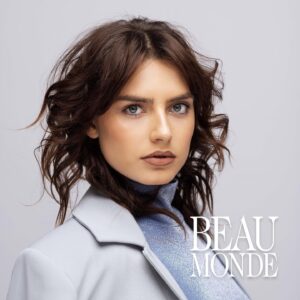 Sophie Bouquet Instagram - Nu in de @beaumonde.nl
Dank @lecolook 🌷.