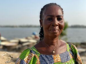 Sophie Jovillard Instagram - Gardez les yeux grands ouverts sur le monde dans nos @echappees_belles !  Cap sur la Côte d’Ivoire 🇨🇮 samedi soir à partir de 21h sur #france5 !  @cheffepriscagilbert @bo_travail #voyage #decouverte #escape #afrique #cotedivoire #luckyme #faitesdebeauxvoyages #tvshow @france.tv @francetelevisions #team