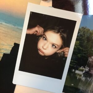 Sophie Kennedy Clark Instagram - Full moon. Fri 13th. Sorority. Its nae an accident folks. Wrapped day 1 producing my first feature with my crew of rogue rebels and reprobates. Wow f**king hell what a start... @directorjwebber my sister @emilyhaigh8 cohort @stemple_ DOP @lorenzolevrini 1st @jonny_pickup fairy van driver @poppaeabicknell and soon to arrive our unrivalled cast @samdgittins and @inafankle 🎬🤹🏼‍♀️🚐💅🏻