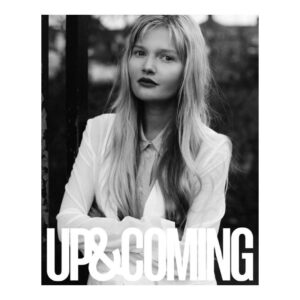 Sophie Kennedy Clark Instagram - Listen to me get progressively more scottish as I get aggressively more drunk. Talking about the biz we call show. Tomorrow on @upandcomingthepodcast lead astray by the ever naughty  @samdgittins we nailed a bottle of @compassboxwhiskyco Peat Monster. Uisge-beatha(water of life).