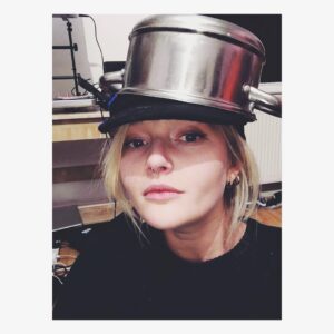 Sophie Kennedy Clark Instagram - Stay in school kids. You don't want to end up a pot head at a party because you didn't go to uni and don't know to play drinking games. Top tip: if your drinking the most your losing. Not winning. Crazy. I know. #metallic #mondays