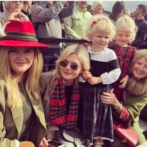 Sophie Kennedy Clark Instagram - Highland girls. Highland games.  #CLANGOALS ❤️🏴󠁧󠁢󠁳󠁣󠁴󠁿