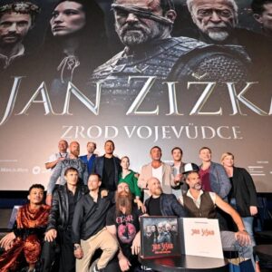 Sophie Lowe Instagram - Medieval is now out in US theaters! 🖤 Yey! 
What a journey this film was!! 
Had such a fun time reuniting with everyone to celebrate it! First in Prague and then Los Angeles 🙏🏻 missing everyone already! 
Congratulations to @petr_jakl !! So happy for you! You are beyond deserving of all the love you are receiving for this film. 
And congratulations to everyone involved!! 🖤 woo!!
Xx