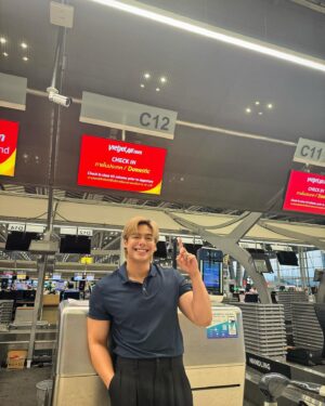 Sotthibandhu Komeluecha Instagram - สะดวกสบาย 🥰🫶🏻

#thaivietjet
#thaivietjetair