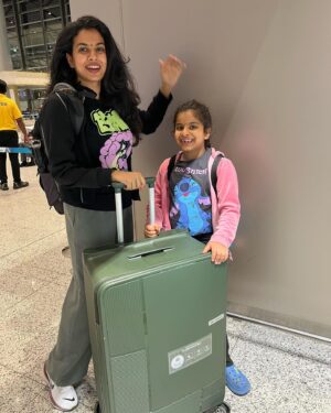 Sravana Bhargavi Instagram - 👩‍👧✈️🗺️