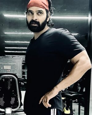 Sree Vishnu Instagram - Apple clicks 🍎 📸