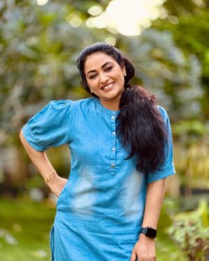 Sreedhanya Instagram - The inevitability of change reminds us that nothing is permanent, and every moment is an opportunity to evolve✨❣️

📸 @itsgi_ri97 🥰🤗