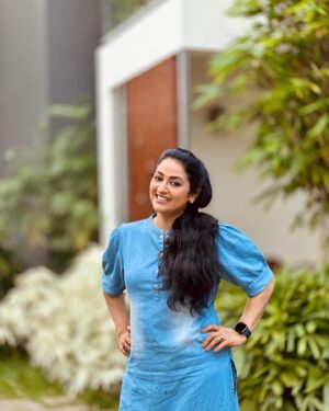 Sreedhanya Instagram - The inevitability of change reminds us that nothing is permanent, and every moment is an opportunity to evolve✨❣️

📸 @itsgi_ri97 🥰🤗