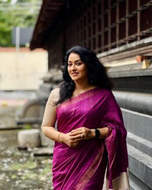 Sreedhanya Instagram - In the cycle of life, every beginning holds within it the seed of its end❣️

📸 @itsgi_ri97 🤗