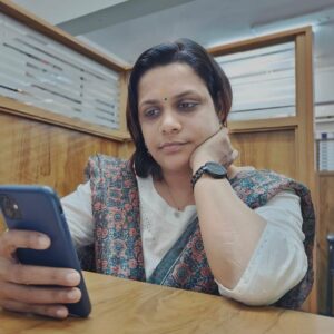 Sreeja Shyam Instagram - ചിരി വന്ന വഴി! 
📷 @greeshma__mangalasery