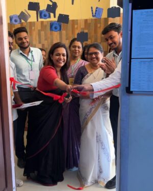 Sreeja Shyam Instagram - At @cnctvm , inaugurating their media fest @mediatrix.cnc ! 
Thanks to the wonderful students and their awesome teachers of CNC who made me feel right at home ❤️