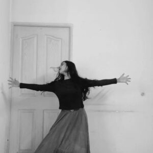 Sri Devi Instagram - 🧚‍♀️🤍

DC: @dsa_dance_company 📍

#explore #explorepage #fypage #fypシ #fyp #coimbatore #poraneyporaney #dancer #dance #love