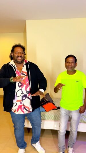 Srikanth Deva Instagram - 📌On This Day:  Back on April 2, 2011 , India won the ODI World Cup🏆 
🏏Pathinoru Peru Attam Song Ft.Gana Bala🎵🎶
#ganabala #pathinoruperuattam #cricket #indiateam #worldcup #srikanthdeva #srikanthdevamusic #srikanthdevamusical #srikanthdevasongs #srikanthdevafans #srikanthdevahits
