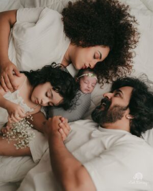 Srinish Aravind Instagram - Us 🧸✨🧸
.
.
.
Click @todstories 
Pearle & Nila Outfit @_susan_lawrence_
Srini @barrax.in
