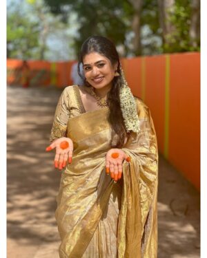 Srinisha Jayaseelan Instagram - Do I look like a Malayali here🙊💜❤️
📸: @madhujoshika_jayaseelan 😘