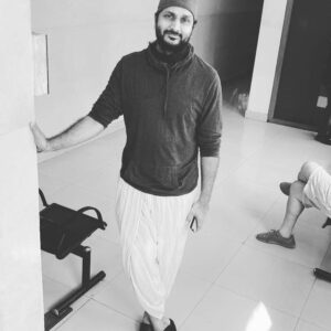 Srinivas Avasarala Instagram - What do you need to sleep well?- Clear Conscience and a comfortable Dhoti.