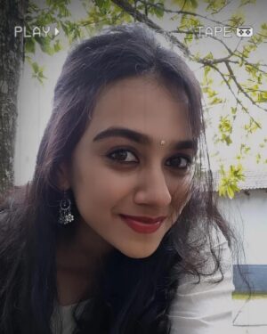 Srividya Shastry Instagram - Some not so good pictures that I like🤭
.
.
.
.
.
.
.
.
.
.
#selflove #bts #BTS #shootlife
