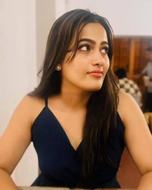Sriya Surendran Instagram - The kind of love that’s like a fine wine; it gets better with every date.”
.
.
.
#viral #passionate #trending #love