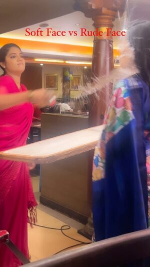 Sriya Surendran Instagram - ☺️Chellammahhaa🤍meghaa☺️
#shooting📷 #location #happy #vijaytvserial #chellamma #anshitha #fun #happyface #smile #enjoy #love #bepositive #behappy #beloved