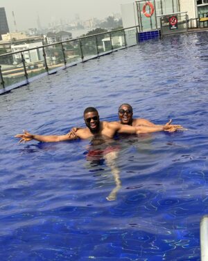 Stan Nze Instagram - This year, we no go gree for anybody o 🤩

@thelagoscontinental Experience the Continental

#experiencethecontinental #lagoscontinental #lagos #lagoshotels #restaurantsinlagos #luxuryinLagos #hotels #lagoshotels