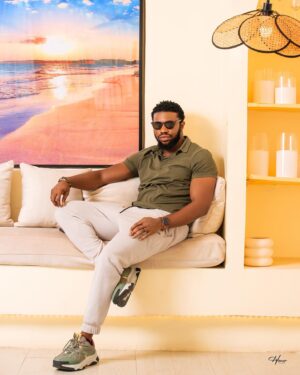 Stan Nze Instagram - Thirty Fine 😎 Happy Birthday Daddy J 🎂

Grateful for all the wins, the highs and lows, the growth, the setbacks - it’s all contributed in making this fine gentleman 😋 Thank you Jesus for such a wholesome journey thus far.

For my birthday 🥳 Abeg make una go watch my new movies o. “Crushing on Dora” and “Work it out” showing on my YouTube channel (Desparanza Media). The links are on my bio. Also remember to subscribe and share pls 🙏🏾 God bless y’all for me 😍

📸 @honor_gabriel_