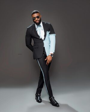 Stan Nze Instagram - This Look 😎 
On a scale of 1 to 10, rate it 🤩

🧥 @p.ariesofficial 
📷 @thomfelix_concept 

#HappySunday #KTTV #KTTV24