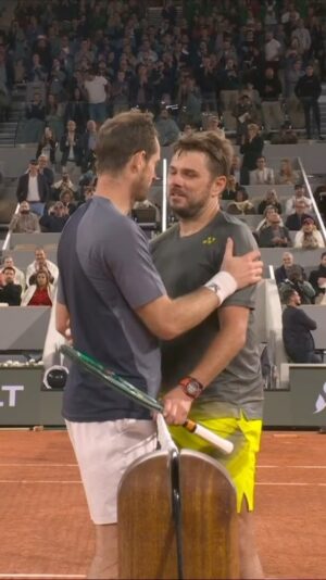 Stanislas Wawrinka Instagram - A moment shared between two legends of the game 🤝🎾