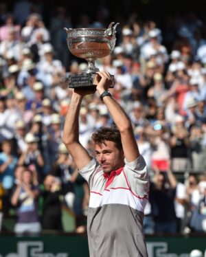 Stanislas Wawrinka Instagram - A boy with a dream in 2003 Roland Garros 💭 

@stanwawrinka85 through the years at Roland Garros 📸