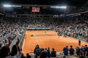 Stanislas Wawrinka Instagram - Merci @rolandgarros 🙏🏻🫶🏻
See you next year 👴🏻🎾🇫🇷🙏🏻🧡
#hardwork #passion #trusttheprocess #love