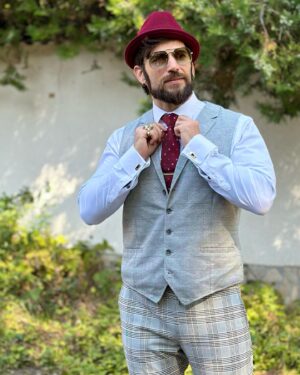 Stanislav Yanevski Instagram - Today was a very motivational day. I took part in a lecture and hope to have inspired the students as much as they inspired me. 

#happy #friday #style #fashion #feelgood #motivation #instagood #picoftheday 

@hattonist @burdeastefan