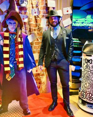 Stanislav Yanevski Instagram - Had a great night last night at @b53sofia . Felt the energy I felt a few years ago 🤫 before the first public screening of Harry Potter and the Goblet of Fire. Lovely reception, lovely staff and what a delightful and delicious menu! 

#style #hp #redcarpet #lovely #dapper #instagood #fans