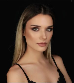 Starling ASMR Instagram - Nobody deserves to experience war. Please stop. I hope peace will come soon.