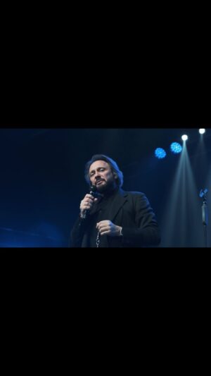 Stas Mikhaylov Instagram - Спасибо, гостеприимный Минск! 
Спасибо, хлебосольная Беларусь! 
Спасибо всем зрителям первого концерта юбилейного тура за душевный приём и яркие эмоции! Нам очень понравилась долгожданная встреча с вами! 
Увидимся на концертах!