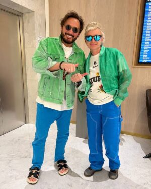 Stas Mikhaylov Instagram - Неожиданная приятная встреча и совпадение в цвете! 
Поверьте, мы с @_diana_arbenina не договаривались, но в этом что-то есть! 😀👍