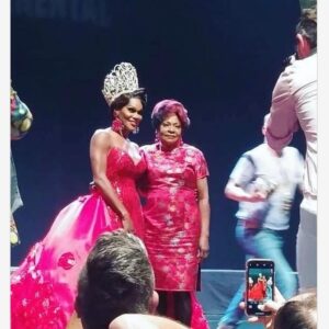 Stasha Sanchez Instagram - Happy mother’s Day to one of the most amazing mothers. I love you. 
RoyalQueen👑
CoachGirl 
Legendary season 2 
#mothersda y