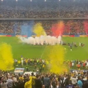 Ștefan Bănică Jr. Instagram - A fost o atmosferă extraordinară pe Arena Națională la meciul de retragere a generației care a adus cele mai mari și constante rezultate din fotbalul românesc de până acum. Respect ! 👏