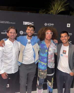 Stefan Gordy Instagram - Shoutout to my guy @redfoo for welcoming me to join his family at week one of Indian Wells 🌴🎾 Foo is one of the kindest and hard working dudes I’ve ever met, always giving great advice and motivating those around him. I appreciate you and your friendship mate 💯😊

🏷️ 
#tennis #tennislife #tenniscoach #redfoo #indianwells #tennisparadise #tennisplayer #lmfao #partyrockers