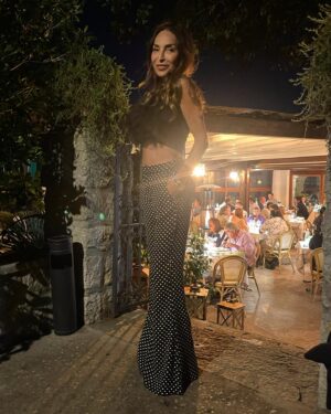 Stefania Micheli Instagram -  46…NEVER STOP DREAMING 🌹🥂