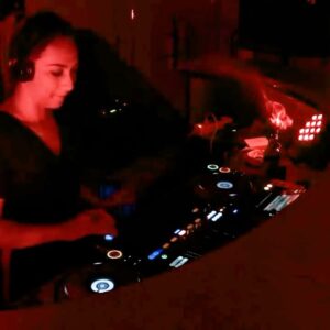 Stefanie Hariadi Instagram - Keragaman adalah kunci ketika Stef ada di dek. Dimulai dari menghirup udara segar dari skena house underground, Stef mulai berkecimpung dalam suara-suara seperti acid house, breaks, techno dan electronica.

Stef melukis dan menghidupkan lantai dansa di Indonesia dengan suara-suara baru yang segar. Kecintaannya pada rave 90an, trance, house dan techno membuat dia gak segan untuk memberikan pencerahan yang ia dapatkan dari musik

Telah mengasah keterampilan produksi musik beberapa tahun terakhir, membawa Stef merilis musik di beberapa label Love International (Malaysia), Sala Records (Indonesia), Little Insects (Colombia). Suara house dan techno yang kuat dan murni dari trek-trek Stef telah terbukti mendapat sambutan baik di lantai dansa. Salah satu treknya, “Absence of Fear,” mencapai peringkat 1 di Paranoia Radio Show dan bertahan kuat di sepuluh besar selama beberapa minggu.

Jangan lewatkan set dari Stef di Mixmag Indonesia x Selective di Lucy in The Sky, Senayan Park, tanggal 1 Desember 2023!

#mixmagindonesia