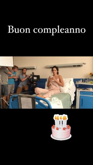 Stefano Fresi Instagram - Auguri a questa ragazza meravigliosa! 
Senza dubbio uno degli incontri più felici sul mio cammino.

Tanti auguri a… dé