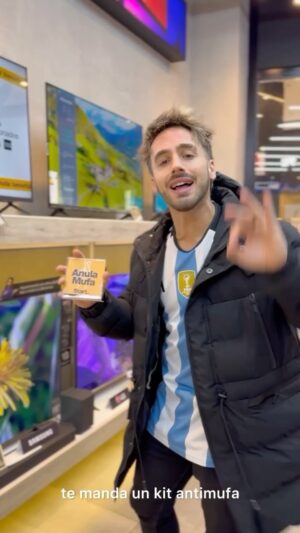 Stéfano de Gregorio Instagram - Hola Amigossss!! Atención a esta data.. 
Tecnología desmufada en todas las tiendas @start_arg del país, para ver y disfrutar los partidos de Copa America!! 
Aprovecha y anda a alguna de sus 26 sucursales en todo el país 🇦🇷❤️💪
