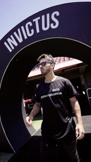 Stéfano de Gregorio Instagram - En la previa del evento deportivo del año participamos de la experiencia Invictus by @pacorabanne junto a figuras del futbol y el deporte. Invictus es grandeza, es pasión, es el triunfo de cada día 

#IAmGreatness #IAmInvictus